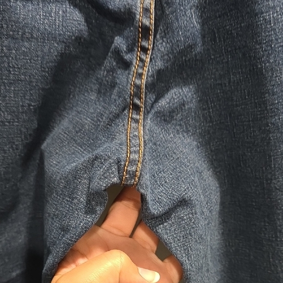 Bill Blass Vintage Denim Capris with Lace-Up Detail Woman's size 10 - Picture 10 of 13